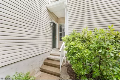 29 Heatherwood Lane, Bedminster Township, NJ 07921 - Photo 3