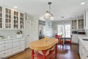 136 Hobart Ave, Millburn, NJ 07078 - Photo 9