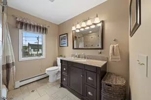 191 Pershing Rd, Clifton, NJ 07013 - Photo 13
