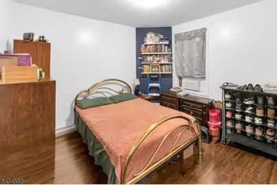 87 N 19th St, East Orange, NJ 07017 - Photo 9