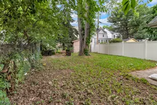 87 N 19th St, East Orange, NJ 07017 - Photo 11