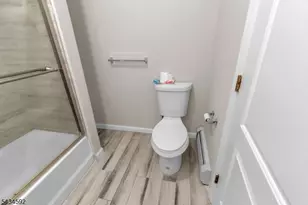 87 N 19th St, East Orange, NJ 07017 - Photo 19
