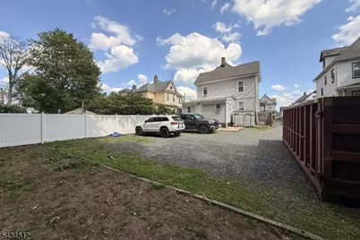 930 W 5th St, Plainfield, NJ 07063 - Photo 21