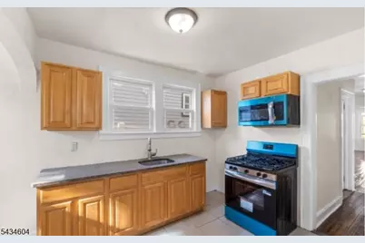 24 Irving Ave, Newark, NJ 07112 - Photo 11