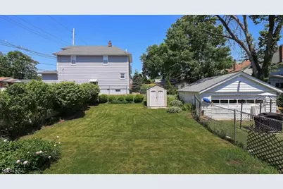 61 W Clay Ave, Roselle Park, NJ 07204 - Photo 27