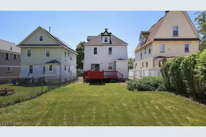 61 W Clay Ave, Roselle Park, NJ 07204 - Photo 19