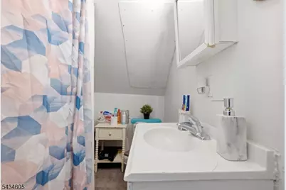 401 E 19th St, Paterson, NJ 07524 - Photo 25