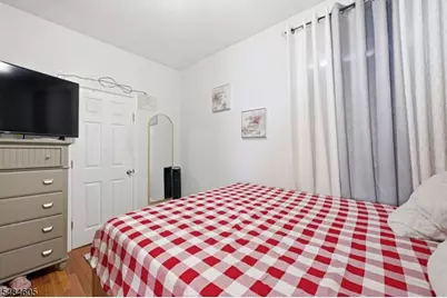 401 E 19th St, Paterson, NJ 07524 - Photo 11