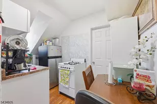 401 E 19th St, Paterson, NJ 07524 - Photo 23