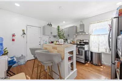401 E 19th St, Paterson, NJ 07524 - Photo 7