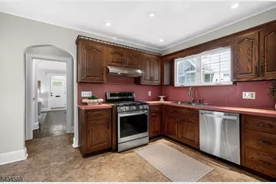 400 Elmwood Ave, Maplewood, NJ 07040 - Photo 13