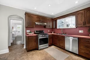 400 Elmwood Ave, Maplewood, NJ 07040 - Photo 13