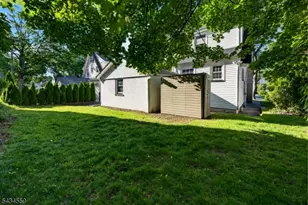 400 Elmwood Ave, Maplewood, NJ 07040 - Photo 29