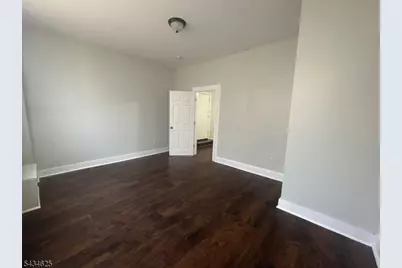 150 Stuyvesant Ave #1R, Newark, NJ 07106 - Photo 5