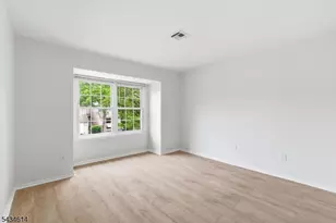 10 Leahy Ct, Franklin Township, NJ 08873 - Photo 17