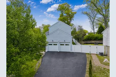 62 Unger Ave, Hopatcong, NJ 07874 - Photo 3