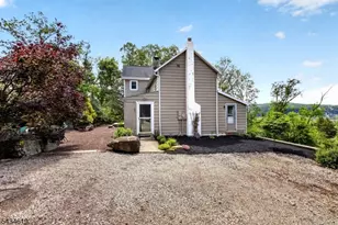 70 Crab Apple Hill Rd, Holland Township, NJ 08848 - Photo 35