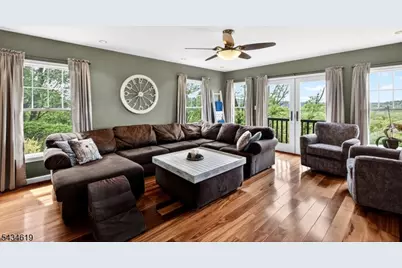70 Crab Apple Hill Rd, Holland Township, NJ 08848 - Photo 11