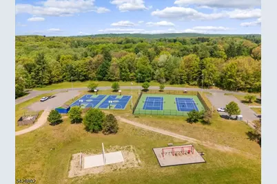 27 Country Lake Dr, Jefferson Township, NJ 07438 - Photo 29
