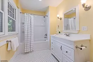 144 Park St, Montclair, NJ 07042 - Photo 29