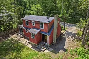 71 Center St, West Milford, NJ 07480 - Photo 27