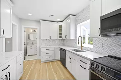 9 Morton St, Morristown, NJ 07960 - Photo 17