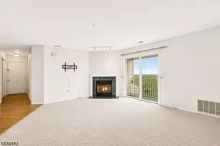 1636 King Ct, Green Brook Township, NJ 08812 - Photo 17