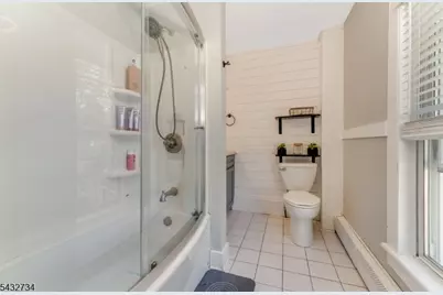 8 Maryland Ave, High Bridge, NJ 08829 - Photo 21