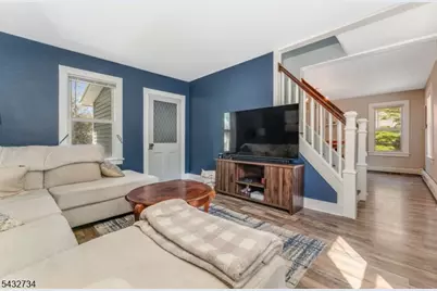8 Maryland Ave, High Bridge, NJ 08829 - Photo 5