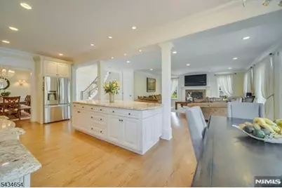 63 Grandview Ave, North Caldwell, NJ 07006 - Photo 13