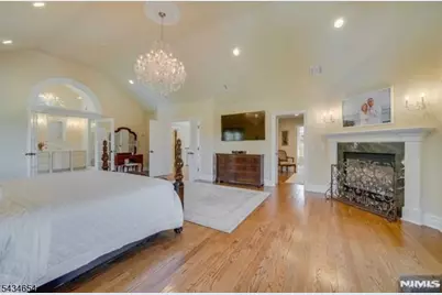 63 Grandview Ave, North Caldwell, NJ 07006 - Photo 23
