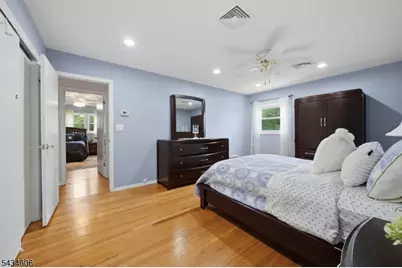 7 Kossuth Pl, Wayne, NJ 07470 - Photo 19