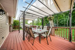 7 Kossuth Pl, Wayne, NJ 07470 - Photo 29