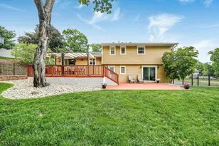 7 Kossuth Pl, Wayne, NJ 07470 - Photo 31