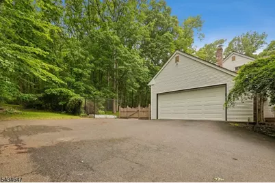219 E Mountain Rd, Hillsborough Township, NJ 08844 - Photo 39