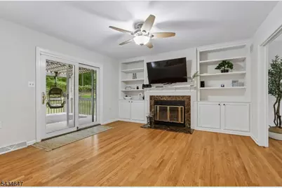 219 E Mountain Rd, Hillsborough Township, NJ 08844 - Photo 17