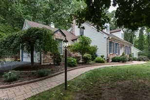 219 E Mountain Rd, Hillsborough Township, NJ 08844 - Photo 3