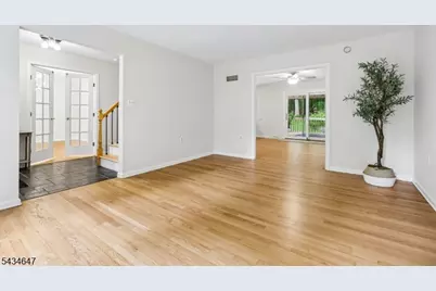 219 E Mountain Rd, Hillsborough Township, NJ 08844 - Photo 11
