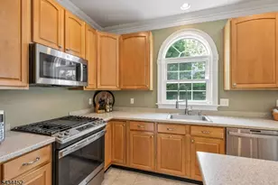 168 Tanglewood Pass, Jefferson Township, NJ 07849 - Photo 11