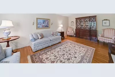 16 Beech Ct, Chatham Township, NJ 07928 - Photo 7
