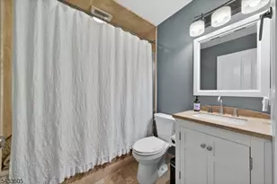 11 Great Gorge Dr, Vernon, NJ 07462 - Photo 7