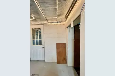 17 Highland Rd, Bloomingdale, NJ 07403 - Photo 33