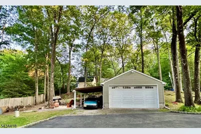 17 Highland Rd, Bloomingdale, NJ 07403 - Photo 43