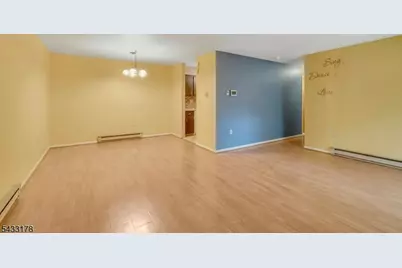666 Mill St, Belleville Twp., NJ 07109 - Photo 7