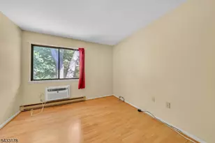666 Mill St, Belleville Twp., NJ 07109 - Photo 17