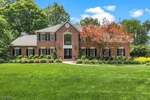 33 St Nickolas Way, Bernards Township, NJ 07920 - Photo 3