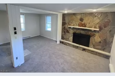 283 Orchard St #1B, Elmwood Park, NJ 07407 - Photo 7