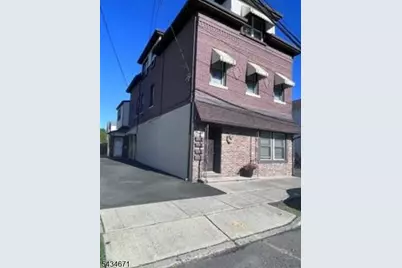 283 Orchard St #1B, Elmwood Park, NJ 07407 - Photo 1