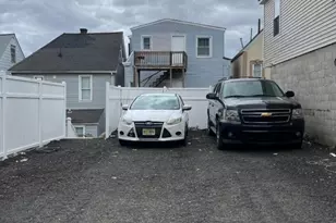 86 Oraton St, Newark, NJ 07104 - Photo 3