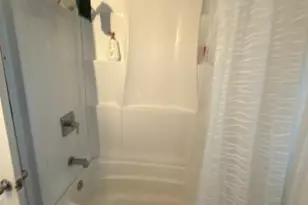86 Oraton St, Newark, NJ 07104 - Photo 15